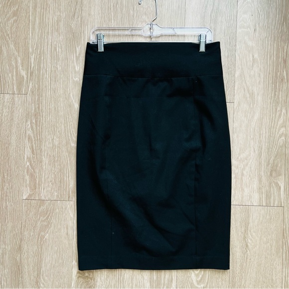 Express Classic Black Pencil Skirt - Picture 2 of 9